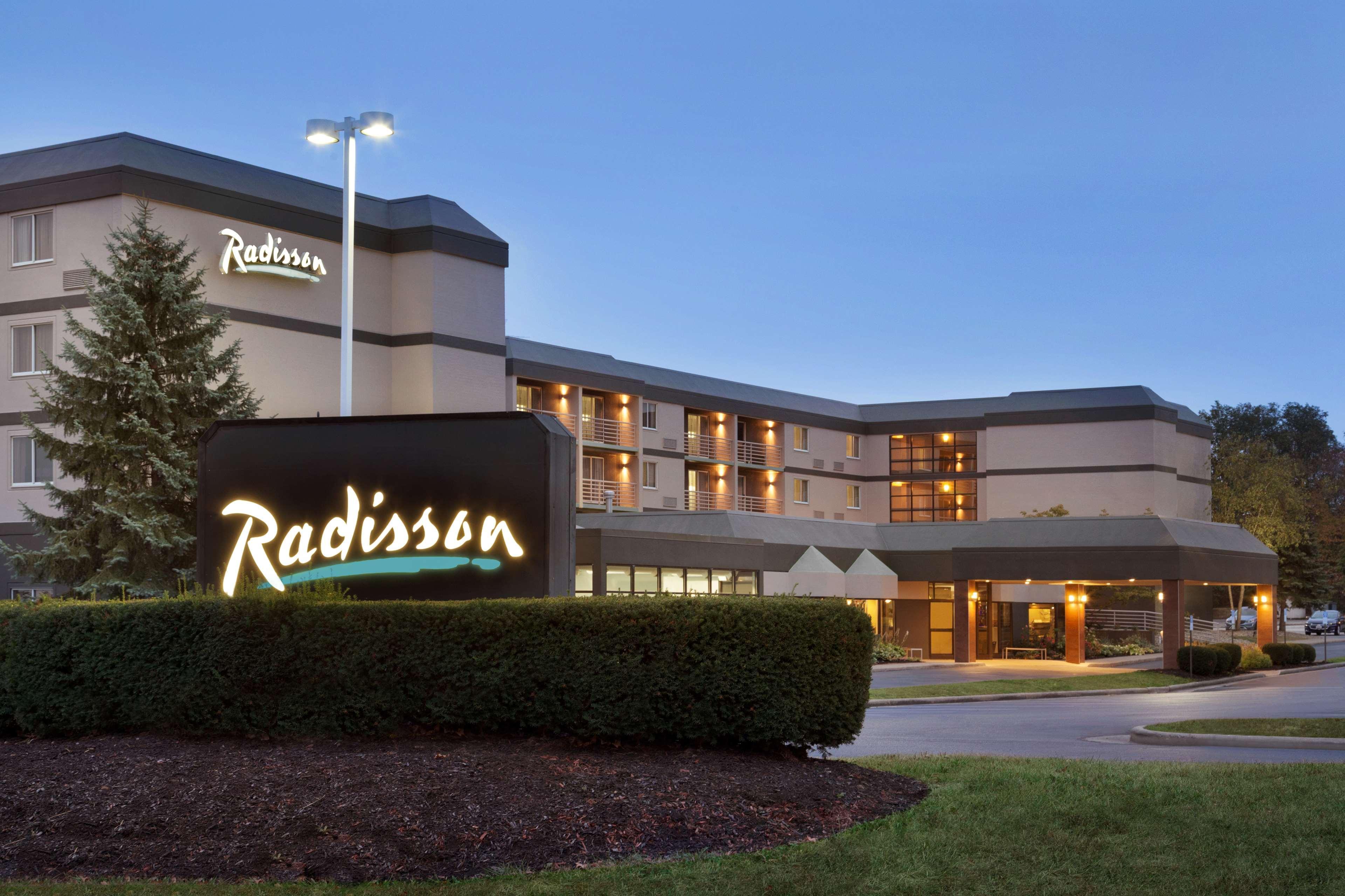 Radisson Akron-Fairlawn Copley Montrose Bagian luar foto
