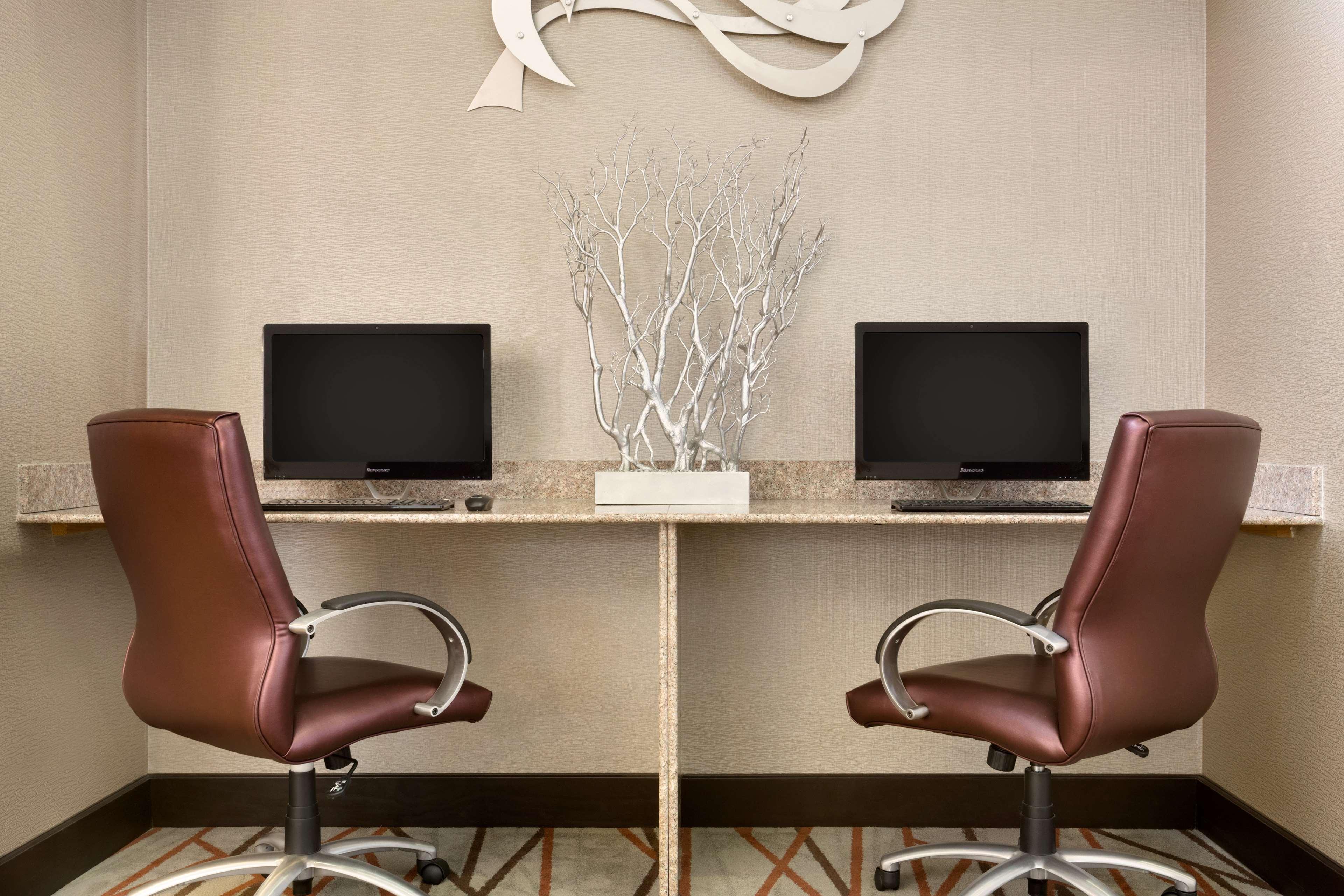 Radisson Akron-Fairlawn Copley Montrose Bagian luar foto