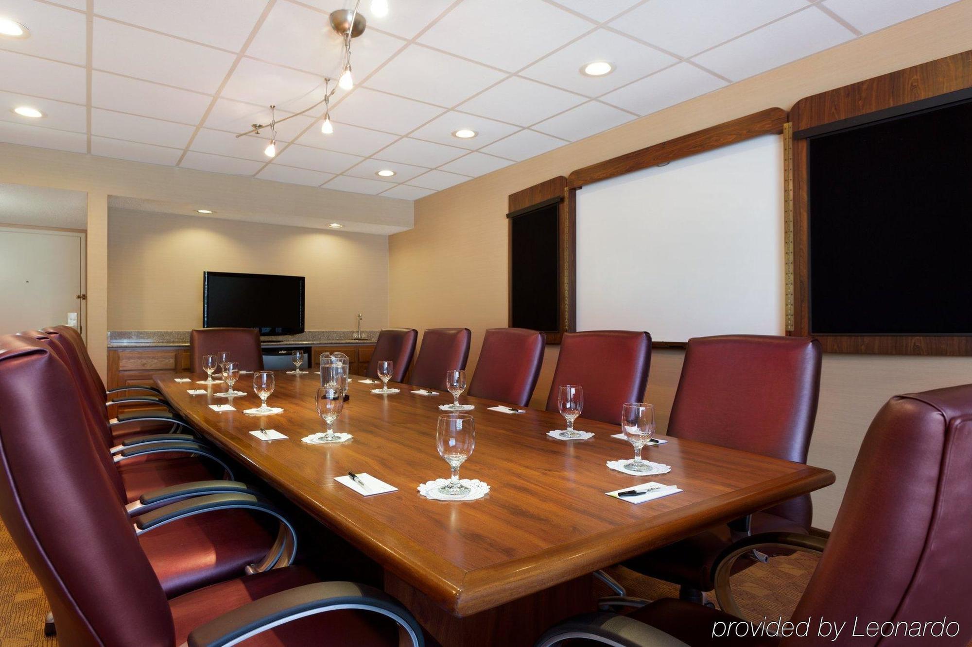 Radisson Akron-Fairlawn Copley Montrose Bagian luar foto
