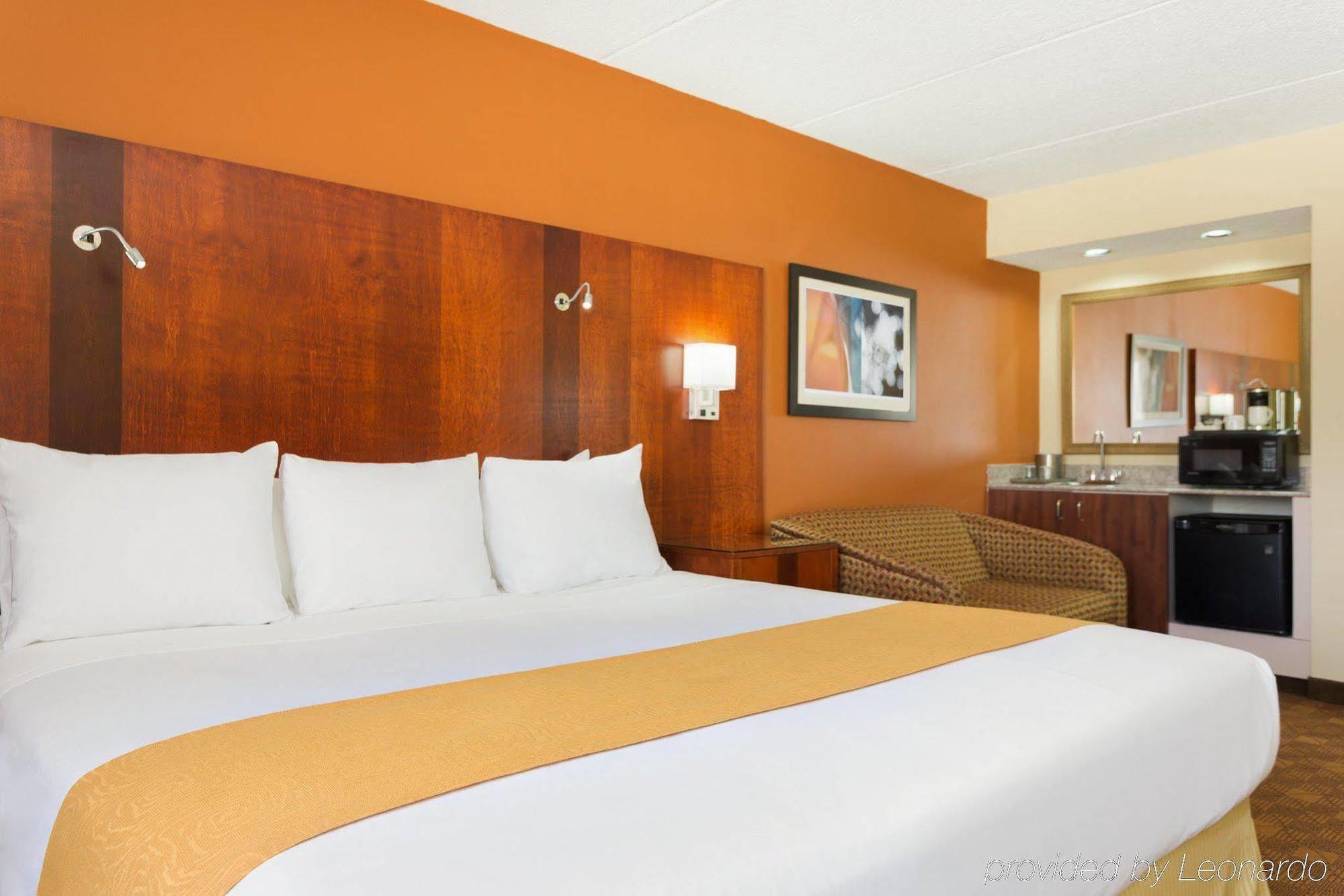 Radisson Akron-Fairlawn Copley Montrose Bagian luar foto